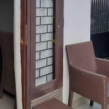 RedDoorz near Pantai Panjang Bengkulu 2 Hotel Bagian luar foto