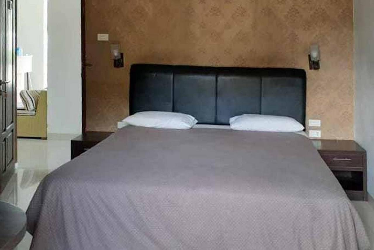 RedDoorz near Pantai Panjang Bengkulu 2 Hotel Bagian luar foto